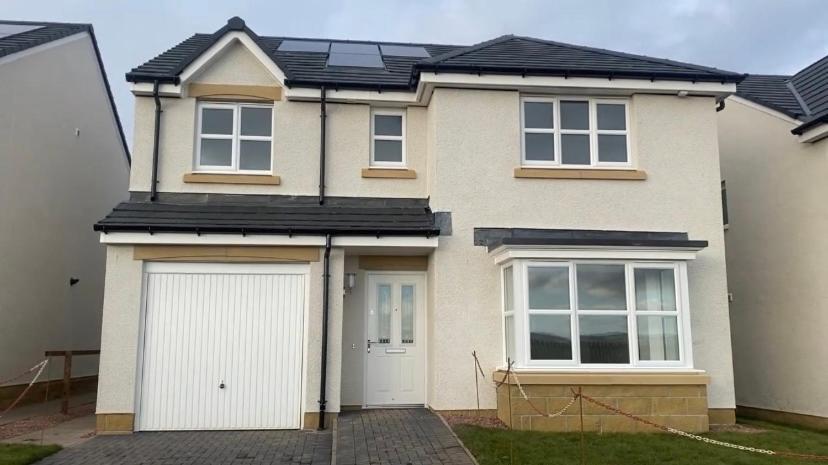 Modern And Spacious With Large Garden Vakantiehuis Edinburgh